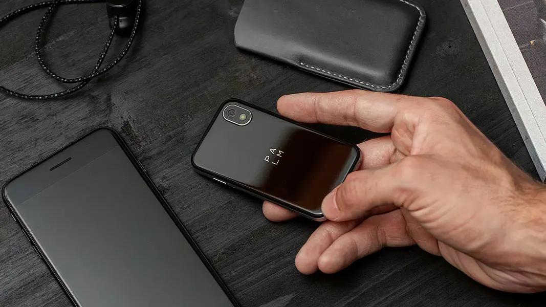 Lire la suite à propos de l’article Palm revient avec un mini smartphone compagnon sous Android