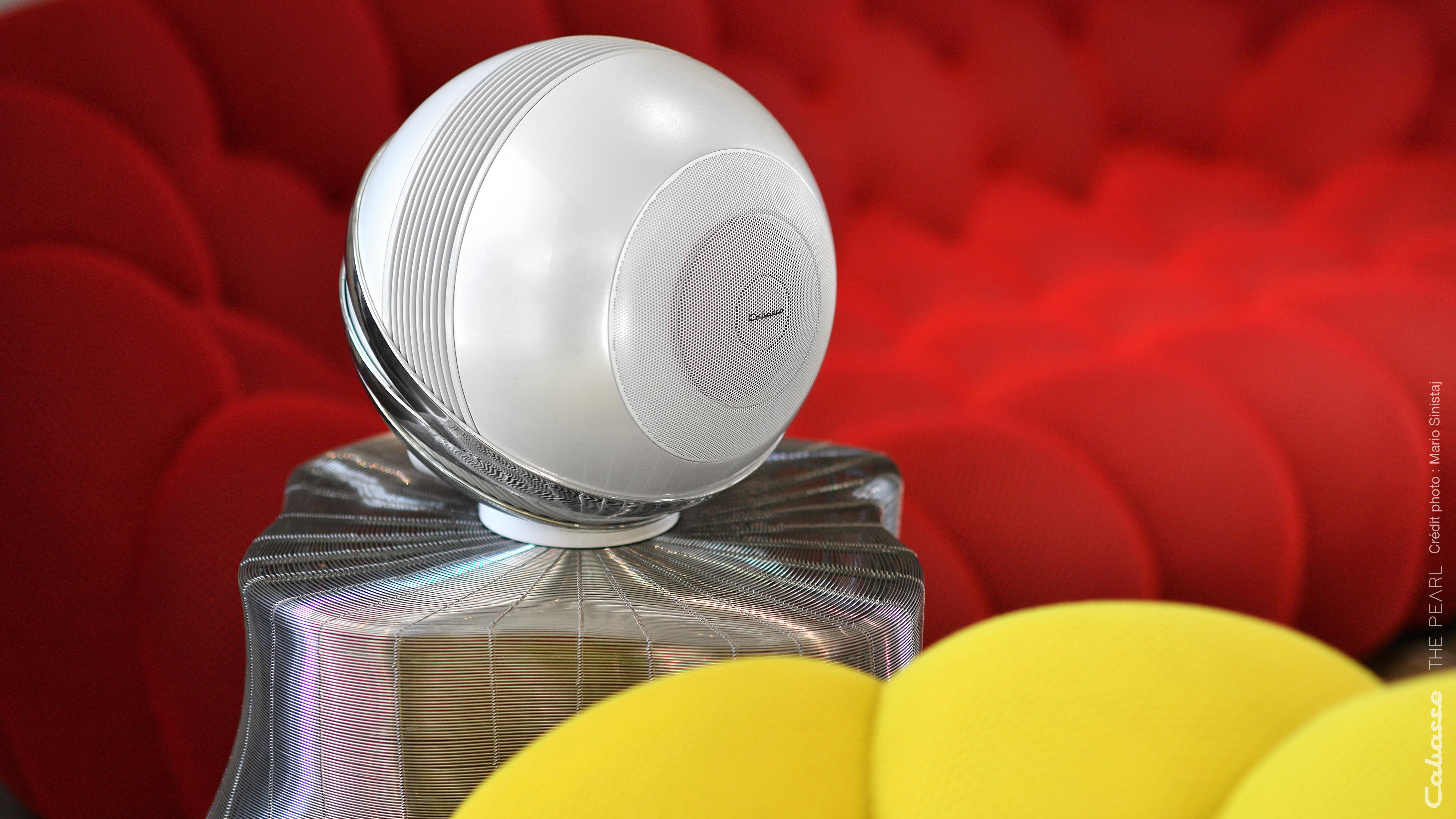 Lire la suite à propos de l’article Cabasse présente son enceinte connectée The Pearl