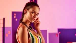 Lire la suite à propos de l’article Energy Sistem présente le Energy Neckband BT Smart 5 Voice Assistant