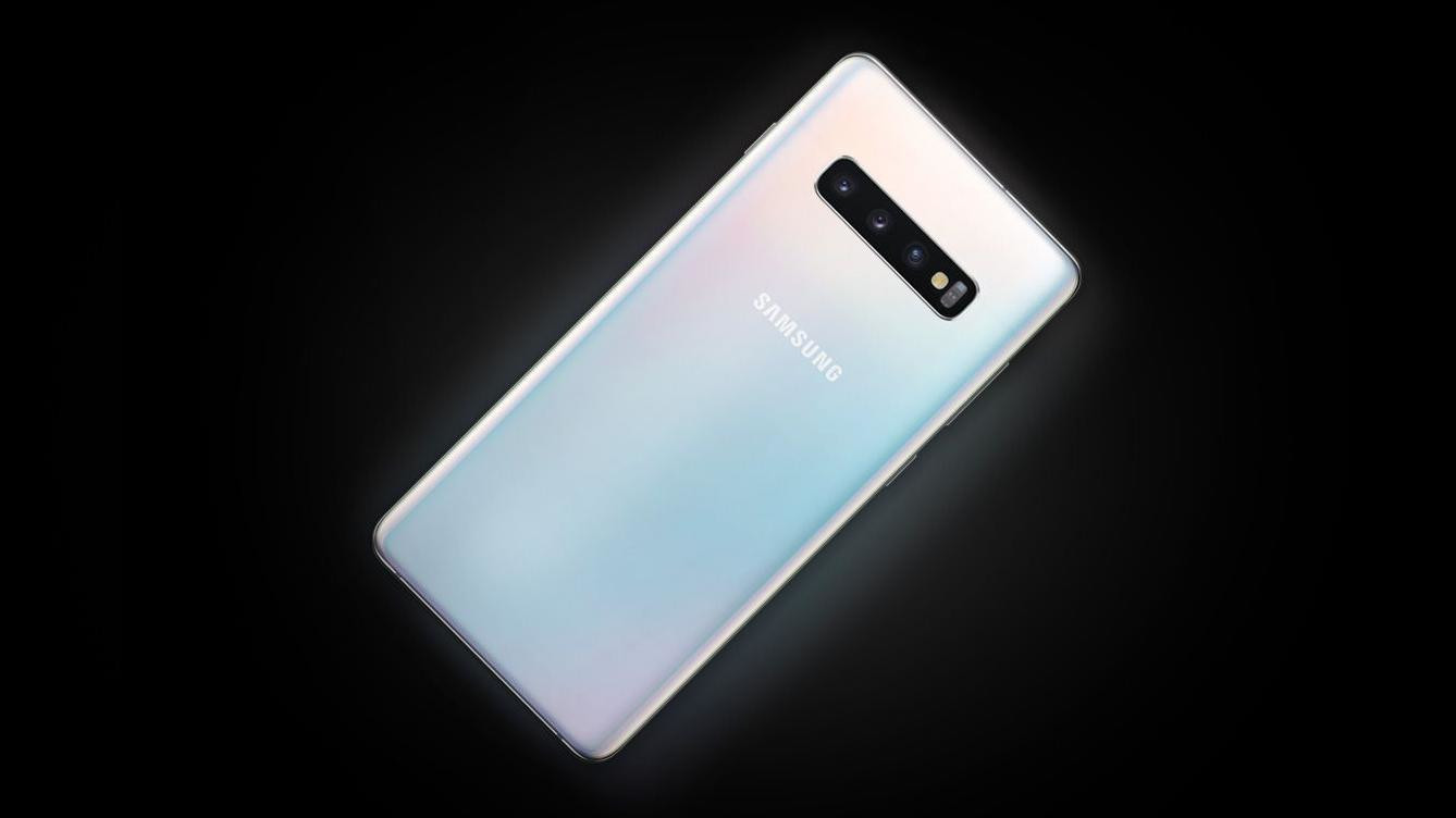 Lire la suite à propos de l’article Accessoires pour les Samsung Galaxy S10, S10 Plus et S10e chez Mobile Fun