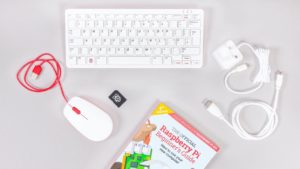 Lire la suite à propos de l’article Raspberry Pi 400 : un Raspberry Pi 4 dans un clavier compact