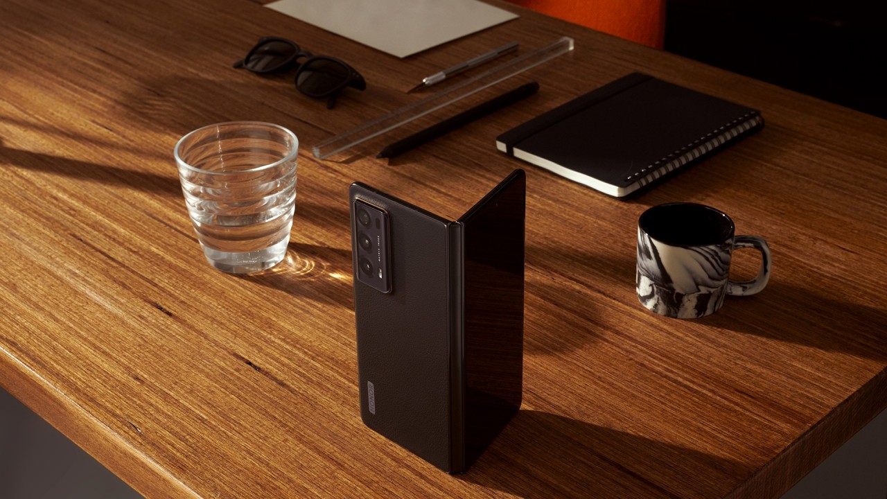 Lire la suite à propos de l’article HONOR Magic V2 : le smartphone pliable le plus fin au monde