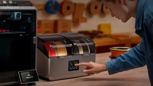 Lire la suite à propos de l’article Creality SpacePi X4 : un sécheur de filaments 4 bobines